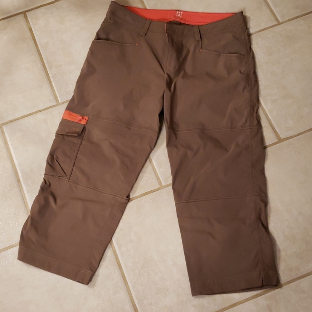 Cropped athletic pants